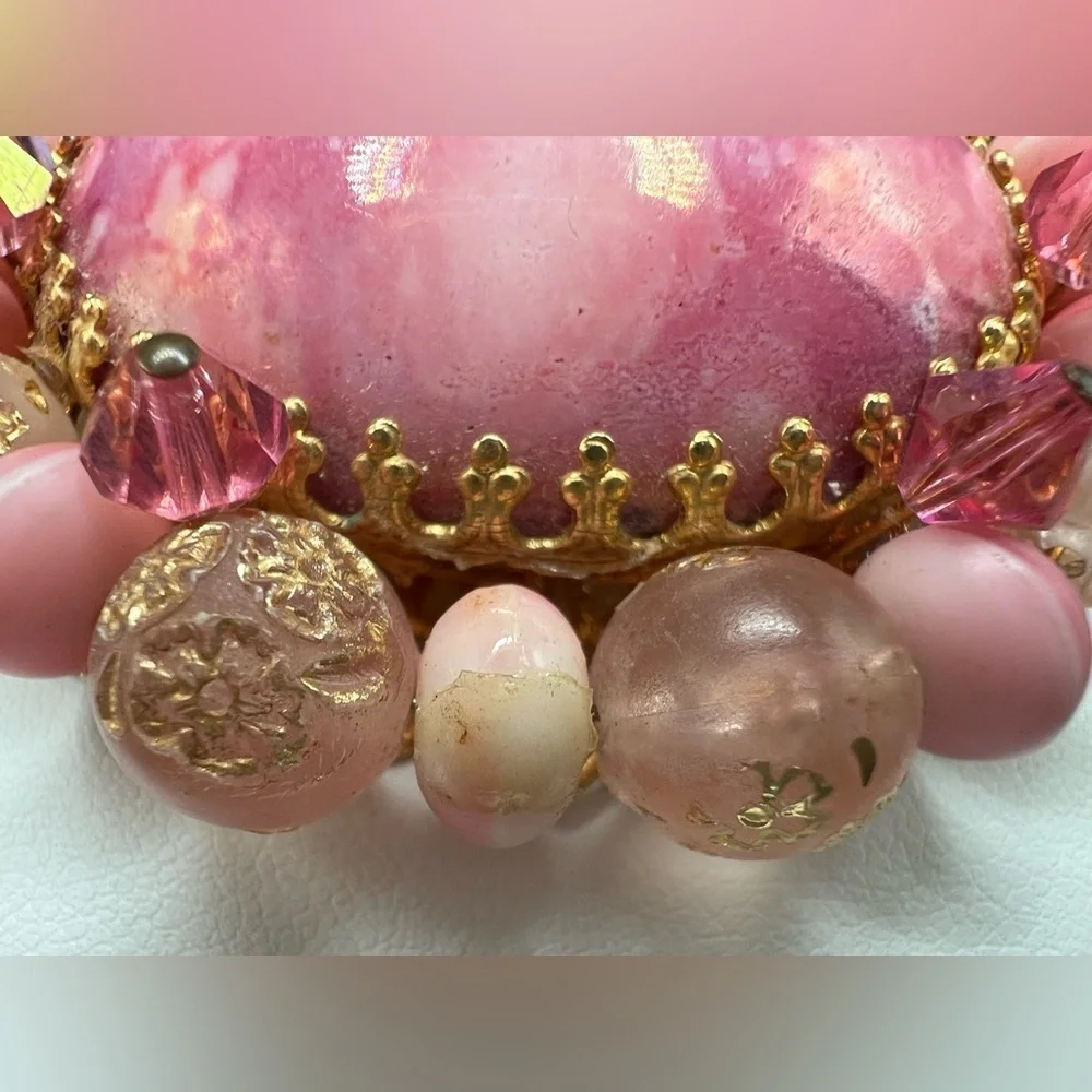 Vintage Pink Cabochon Oval Brooch